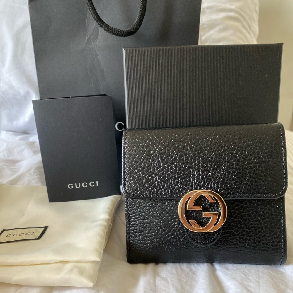 Gucci Interlocking G Compact Wallet